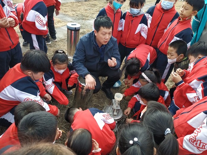 安图局开展世界气象日系列纪念活动 (1).jpg